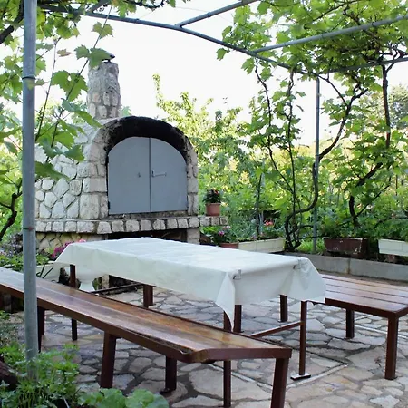 With A Parking Space Krk - 5321 קרק