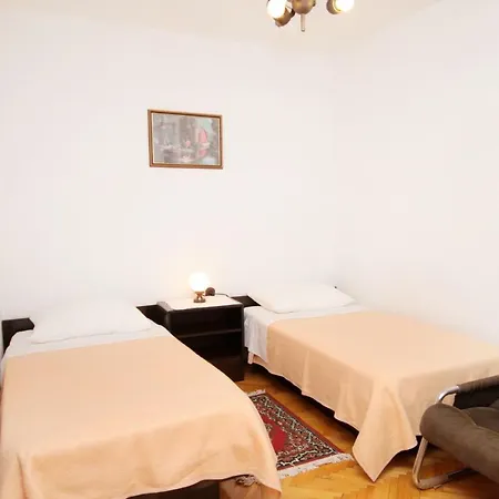 With A Parking Space Krk - 5321 קרק